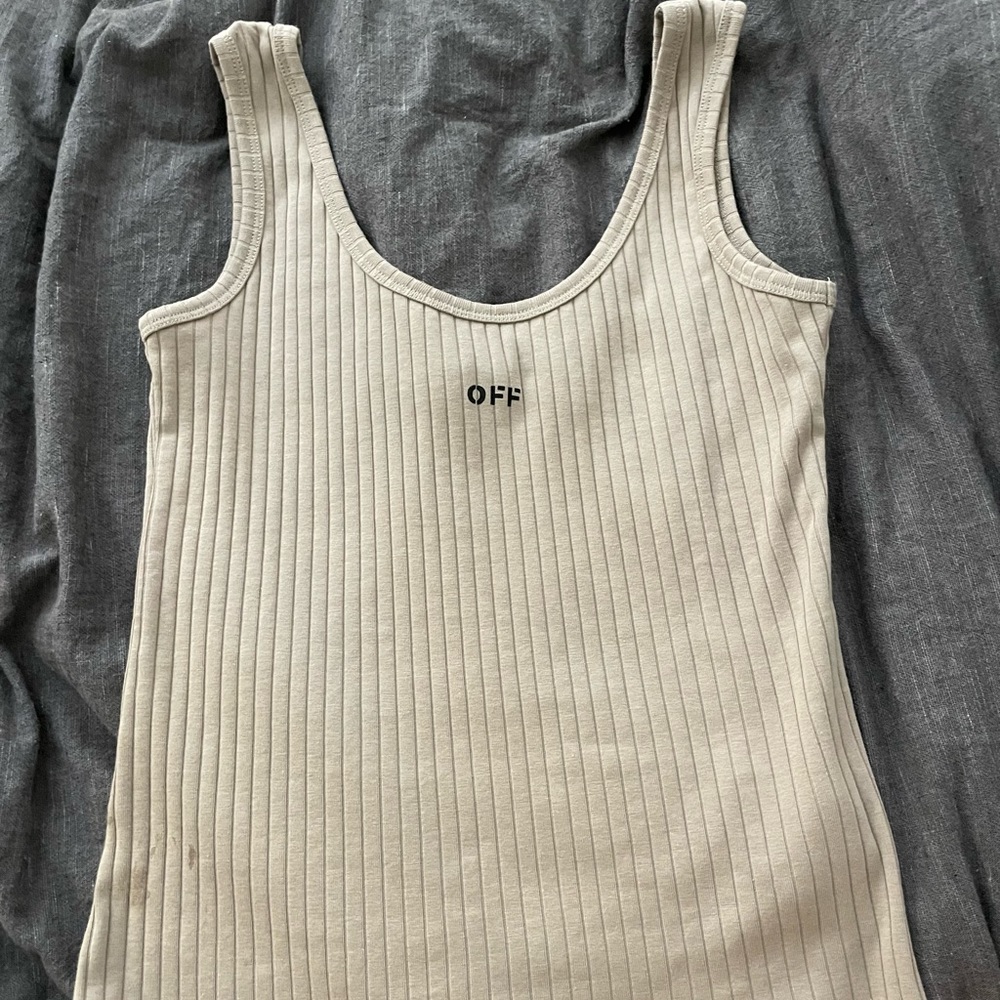 Off white top
